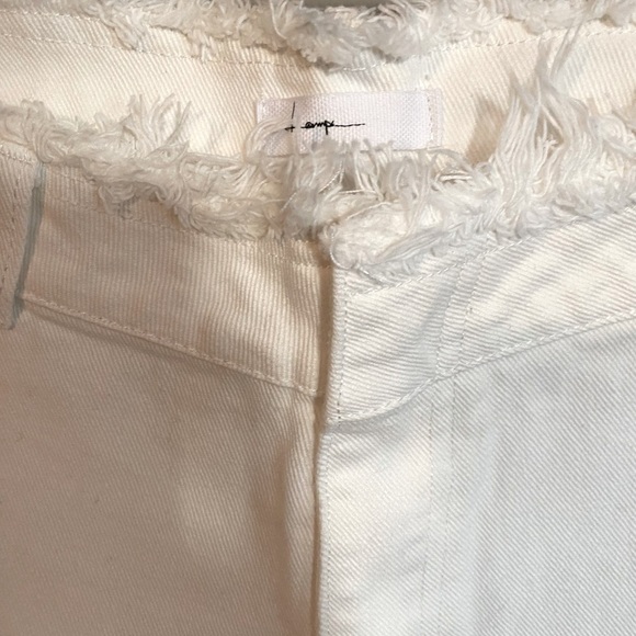 Jean Shorts White with Frayed Hem and Waistband Size L - Picture 6 of 10